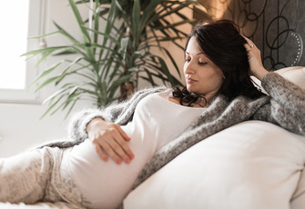 Как «запрограммировать» себя на легкую беременность и роды