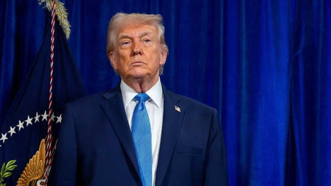 Трамп признал, что его история про акул и лодку привлекает много внимания СМИ. | Источник: MEGA