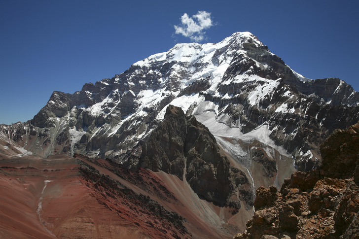 С приветом из Аргентины: как российский блогер поднялся на вершину горы Аконкагуа
