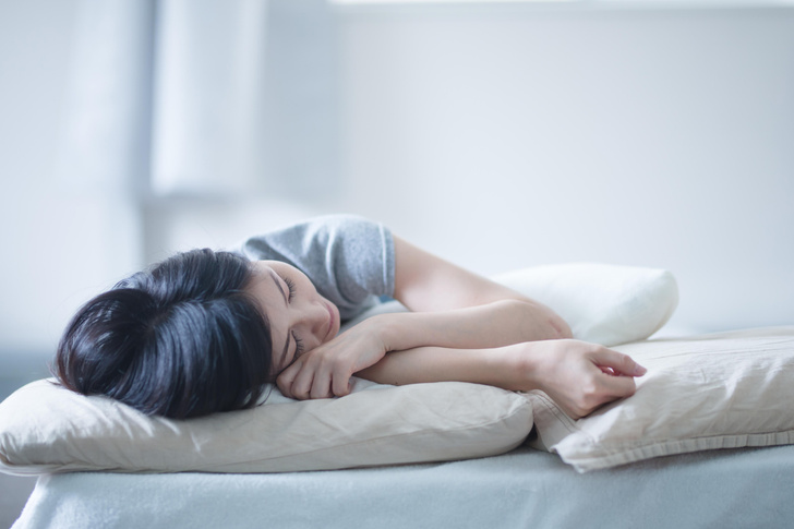 10 необычных вещей, которые происходят с телом во время сна