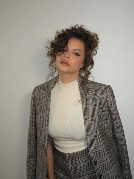 Источник: bellaabriggs