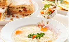 И первое, и второе: готовим токмач — татарский куриный суп с лапшой