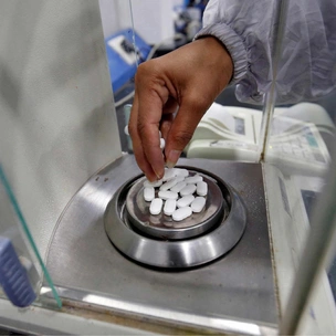 Трамп связывает аутизм с приемом парацетамола. Что говорят врачи