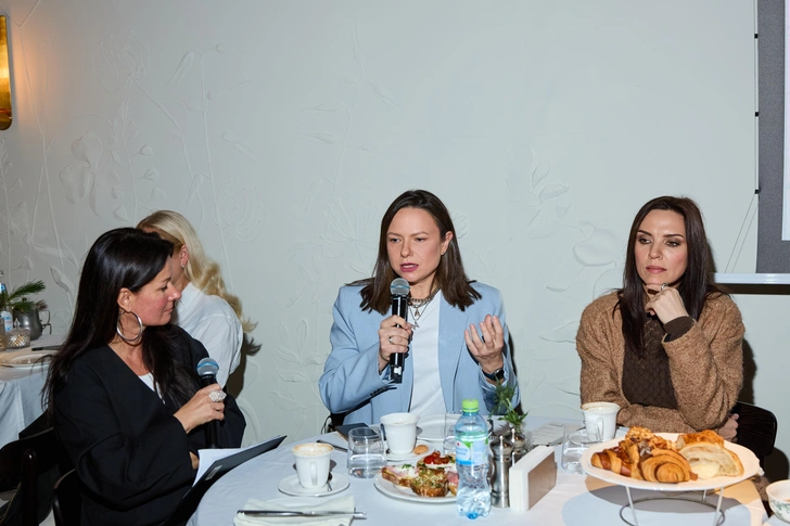 Марина Великанова, Мария Твердикова и Надежда Ручка | Источник: Глеб Кордовский