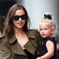 Ирина Шейк рассказала, как ее дочь от Брэдли Купера относится к популярности родителей