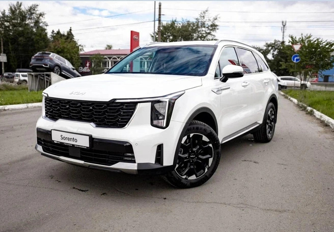 KIA Sorento&nbsp;— это действительно крутой, современный и комфортный кроссовер | Источник: КИА Центр на Кашириных