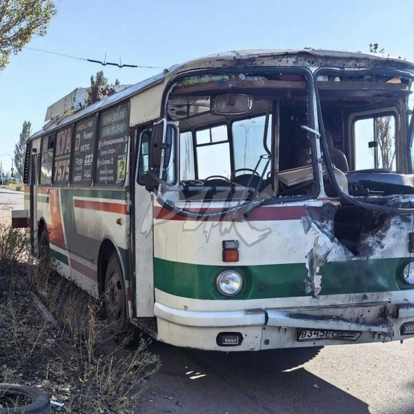 Девять взрослых и двое детей пострадали в автобусе в Горловке при ударе БПЛА | www.fontanka.ru