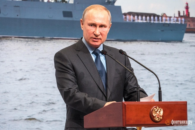 Путин прибыл в город вчера вечером | Источник: Михаил Огнев / FONTANKA.RU