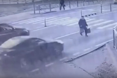 Analysis Group: Pedestrian Dashes Under Car, Driver Held Liable