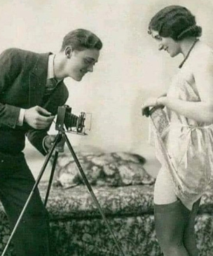 История одной фотографии: первый эротический фотограф Жак Бидерер за работой