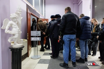 На прощание с погибшими гостям выделили час | Источник: Алексей Волхонский / V1.RU