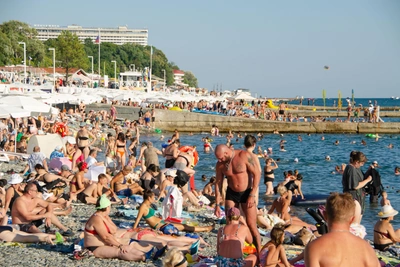 Лето 2026: Сочи дорожает, Крым набирает популярность