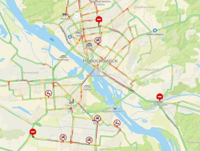 Заторы зафиксированы по всему городу. | Источник: 2ГИС