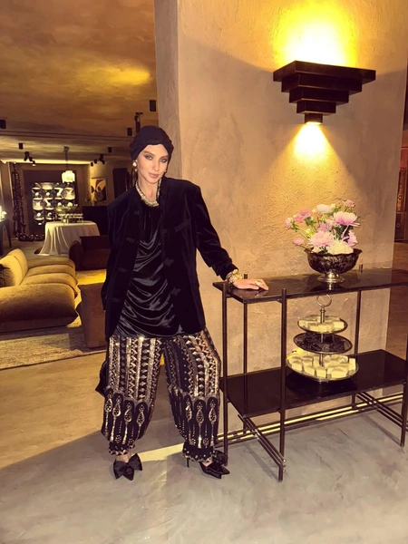 Даша Попова