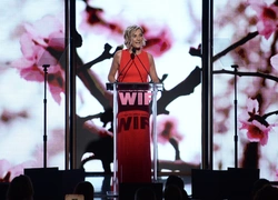 Звезды на вручении премии Women In Film 2017 Crystal + Lucy Awards