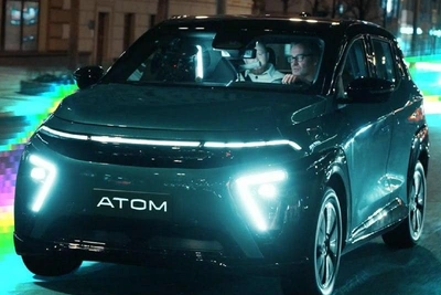 Продажи электрокара «Атом» перейдут в онлайн