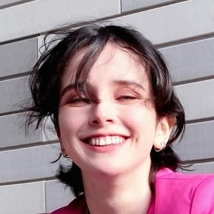 <p>Дина Умярова</p>