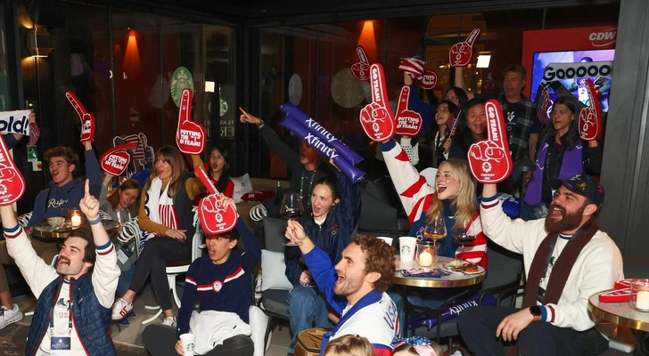 Вечеринка в Зимнем доме 11 февраля 2026 года в Милане, Италия | Источник: Joe Scarnici/Getty Images