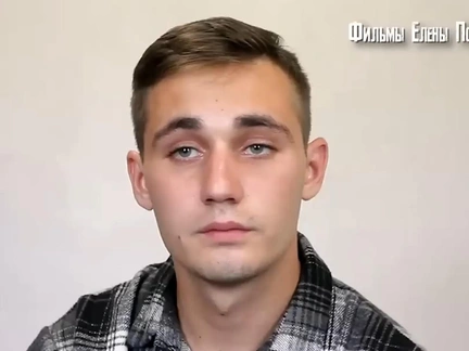 Игорь, который носит маму на руках, оставил мечту получить образование — у женщины отек головного мозга