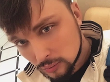 Егор Холявин готовится к интимной пластике