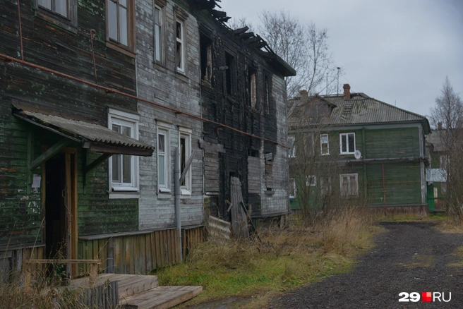 Жилой дом в Маймаксе, и это не самый пугающий пример | Источник: Иван Митюшёв