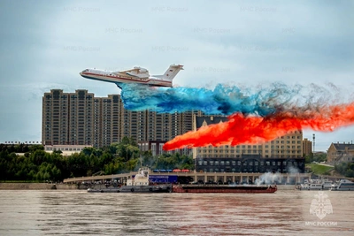 Россия и Китай провели спасательные учения на Амуре