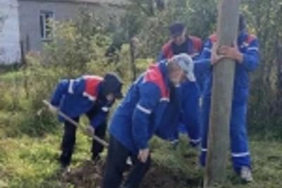 В селе Кани заменили шесть опор ЛЭП