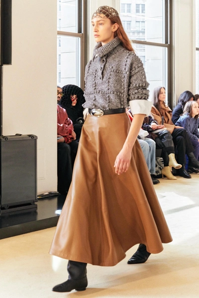 Altuzarra aw25/26 | Источник: Legion Media