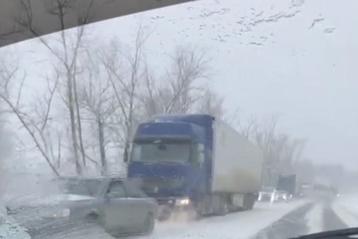 Trucks Stuck Overnight on Ryazan Oblast Exit Road