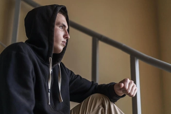 Конфликты с родителями и жизнь в интернете: проблемы подростков в художественной литературе