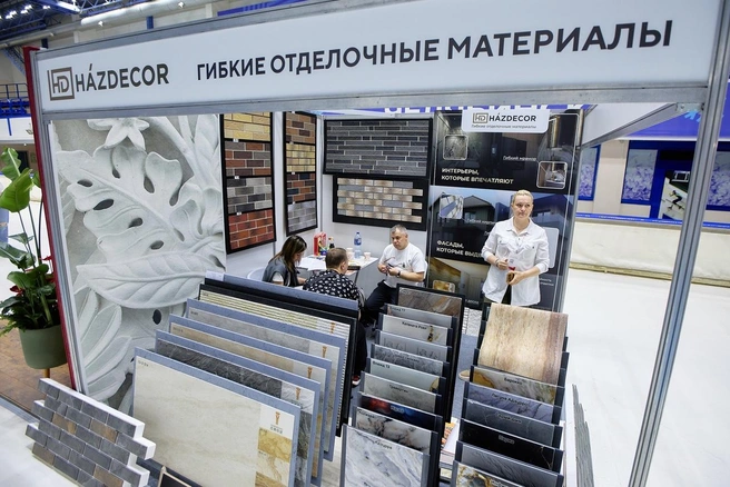Почти 100 компаний на площадке, краш-тесты инструментов, битвы сантехников и плиточников и даже прямые переговоры с Китаем&nbsp;— в программе | Источник: «Деловые события»