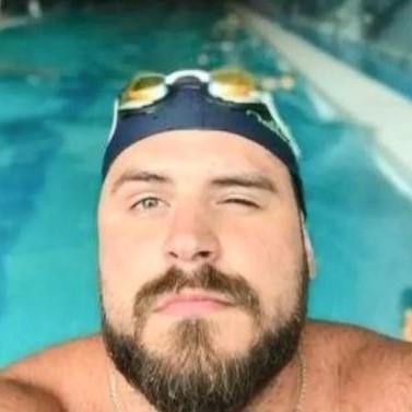 «Она два дня не ела. Сидит как полумертвая»: супруга пропавшего в Босфоре Николая Свечникова надеется найти мужа