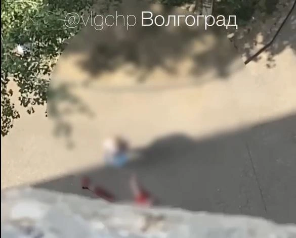 Трагедия произошла днем 13 сентября в Кировском районе | Источник: Vlgchp / T.me