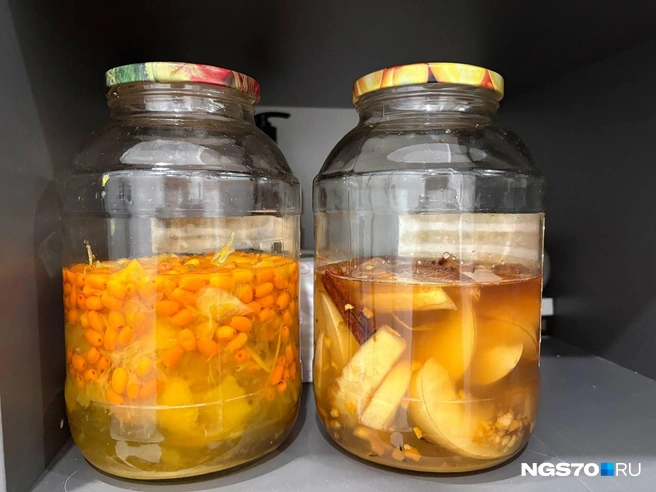 Настойки пока в процессе  | Источник: Мария Лобанова / NGS70.RU 