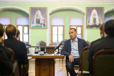 Шумков выступил в православных вузах Москвы