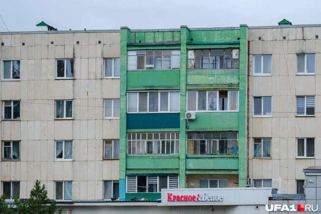 Таких вот зданий много | Источник: Булат Салихов / UFA1.RU