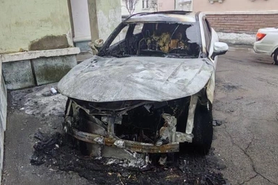 Железногорец поджег иномарку, при обыске нашли наркотики