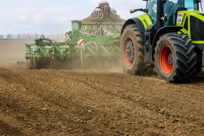 Забайкалье: 335 млн рублей на посевную аграриям