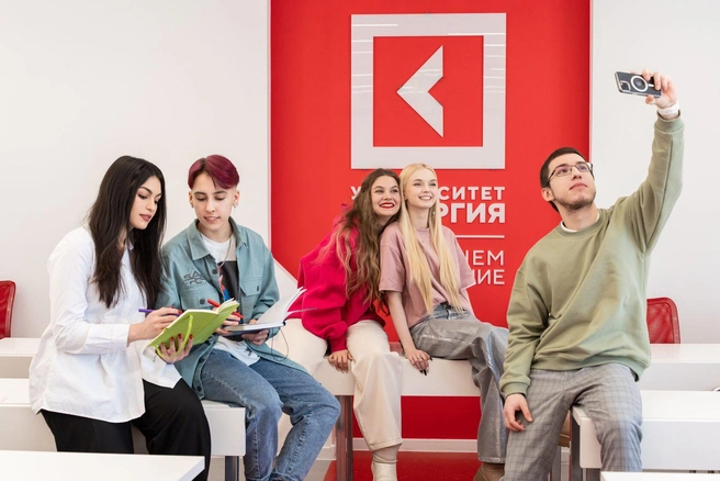 Учась в «Синергии», можно получить престижный московский диплом | Источник: «Синергия»