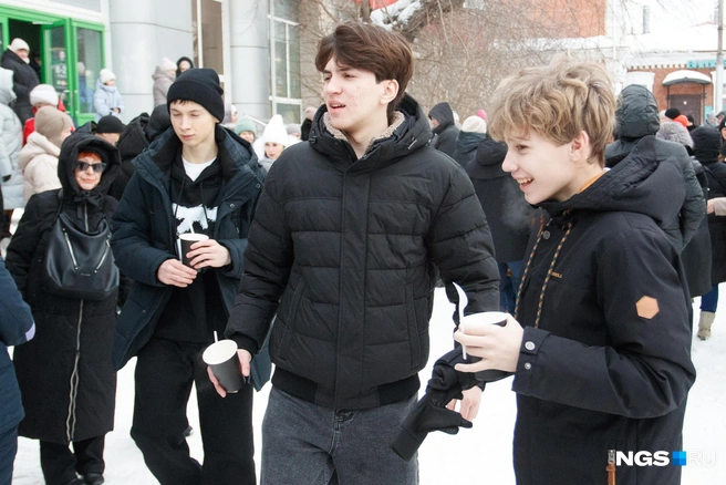 Пельменей гостям фестиваля досталось всего по семь штук (это за раз), но все равно на всех их не хватило | Источник: Андрей Бортко / NGS.RU