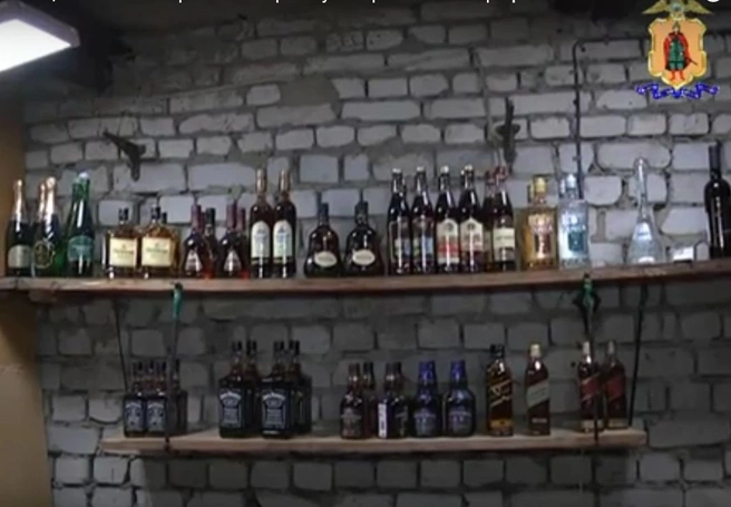 На окраине Рязани продавали Hennessy за 100 рублей (видео) | ya62.ru