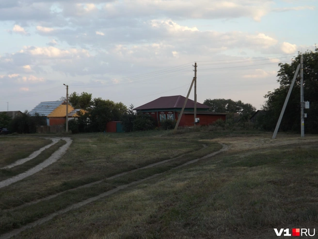 Село небольшае, но уютное | Источник: Денис Паустовский / V1.RU