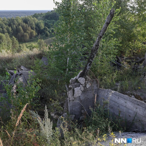 Обломки той самой крепости около Низково | Источник: Наталья Бурухина / NN.RU
