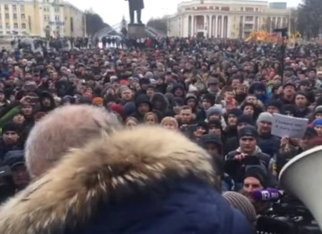 Жители Кемерова потребовали на митинге отставки властей (видео) | ya62.ru