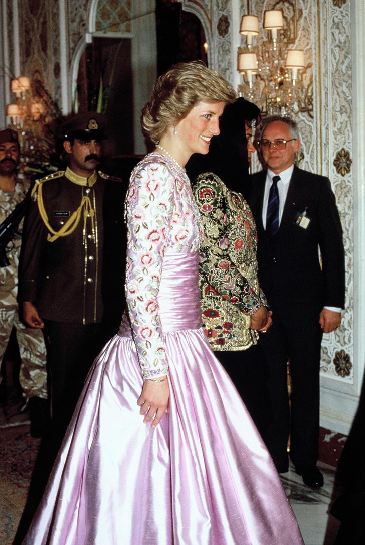 Принцесса Диана – от Букингемского дворца до отеля Ritz фото [6]