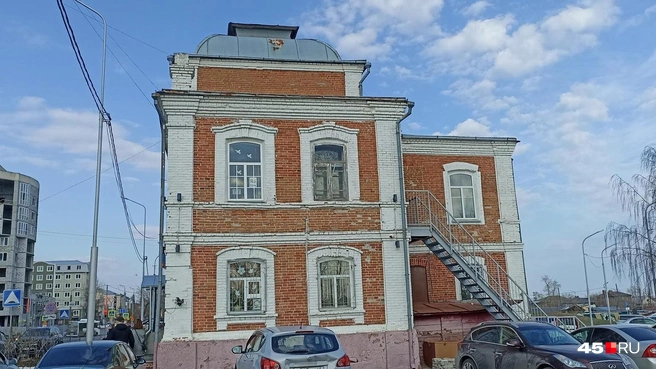 Подарок городу от купца Федора Березина и его жены Екатерины | Источник: Анна Сарапульцева /45.RU