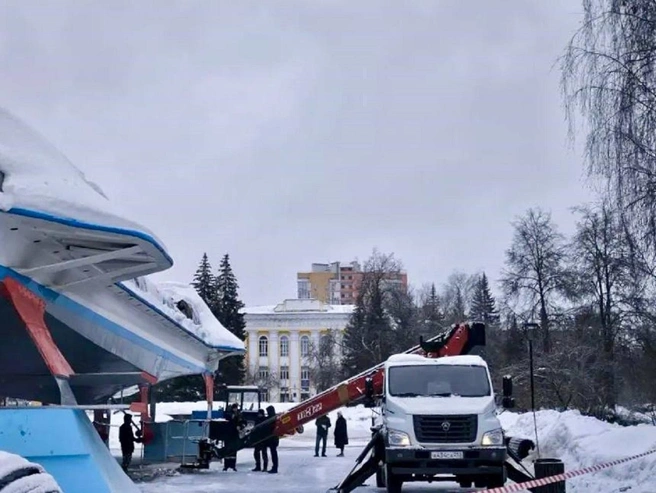 Зимнее фото «Метеора» после обвала | Источник: мэрия Нижнего Новгорода
