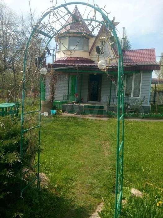 В Некоузе свой замок. Но стоит он гораздо дешевле, чем в соседних районах | Источник: Аvito.ru