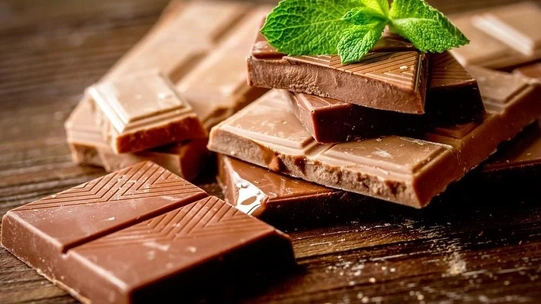 «Шокоголики, общий сбор!»: 8 бьюти-средств с чарующим ароматом какао-масла