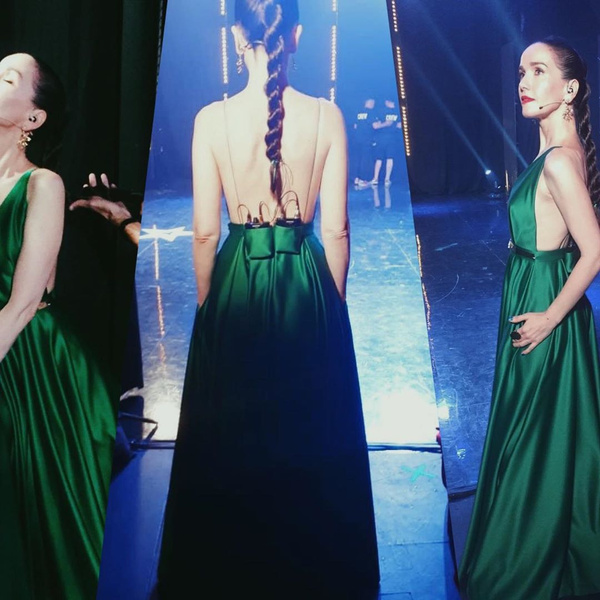 Наталья Орейро впечатлила поклонников осиной талией в платье с голой спиной